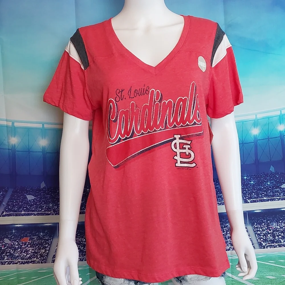 MLB St. Louis Cardinals Vneck Tee Baseball Tshirt NWT XL Extra Large - Picture 2 of 7